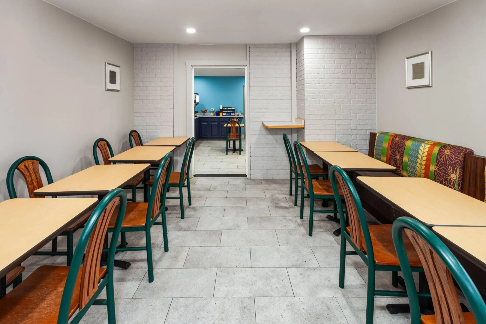 Days Inn by Wyndham Eagle River