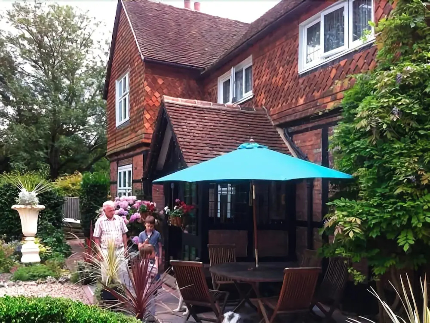 Vulcan Lodge Guest House