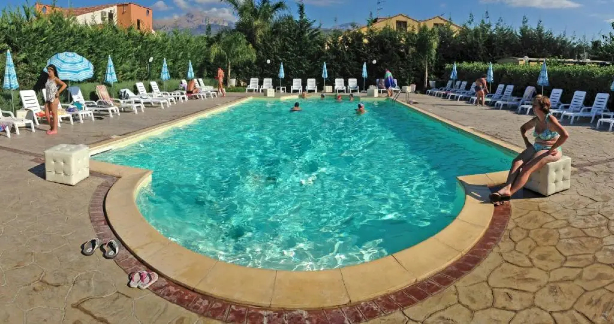 Casa Vacanza Paradise vicino Cefalù con servizio di piscina a 3 chilometri