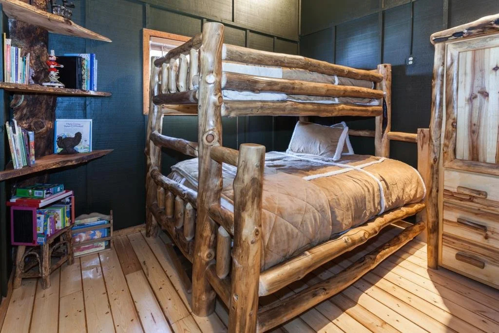 Treehouse On The Stream