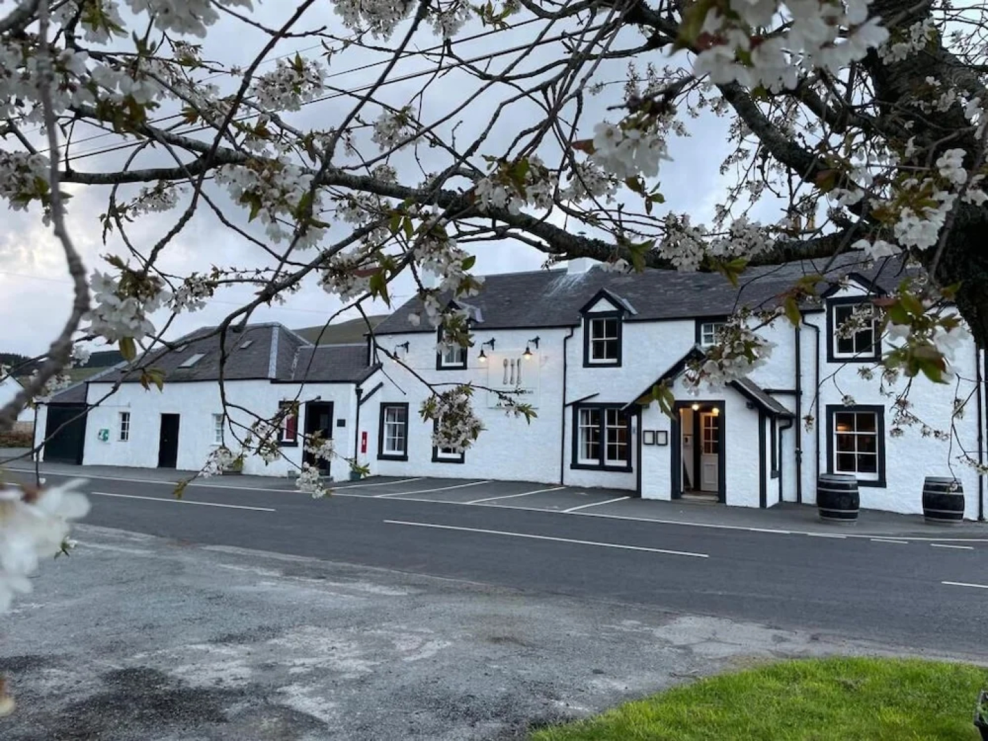 THE Gordon Arms Restaurant With Rooms