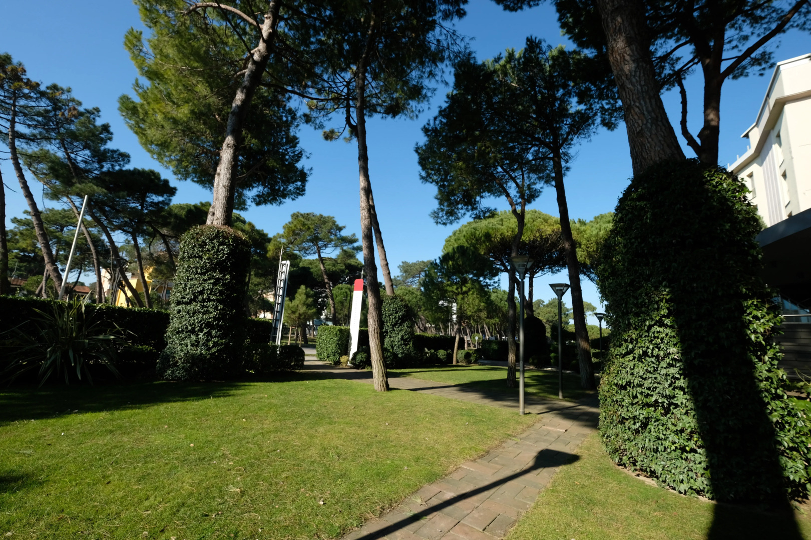 Hotel Embassy & Boston