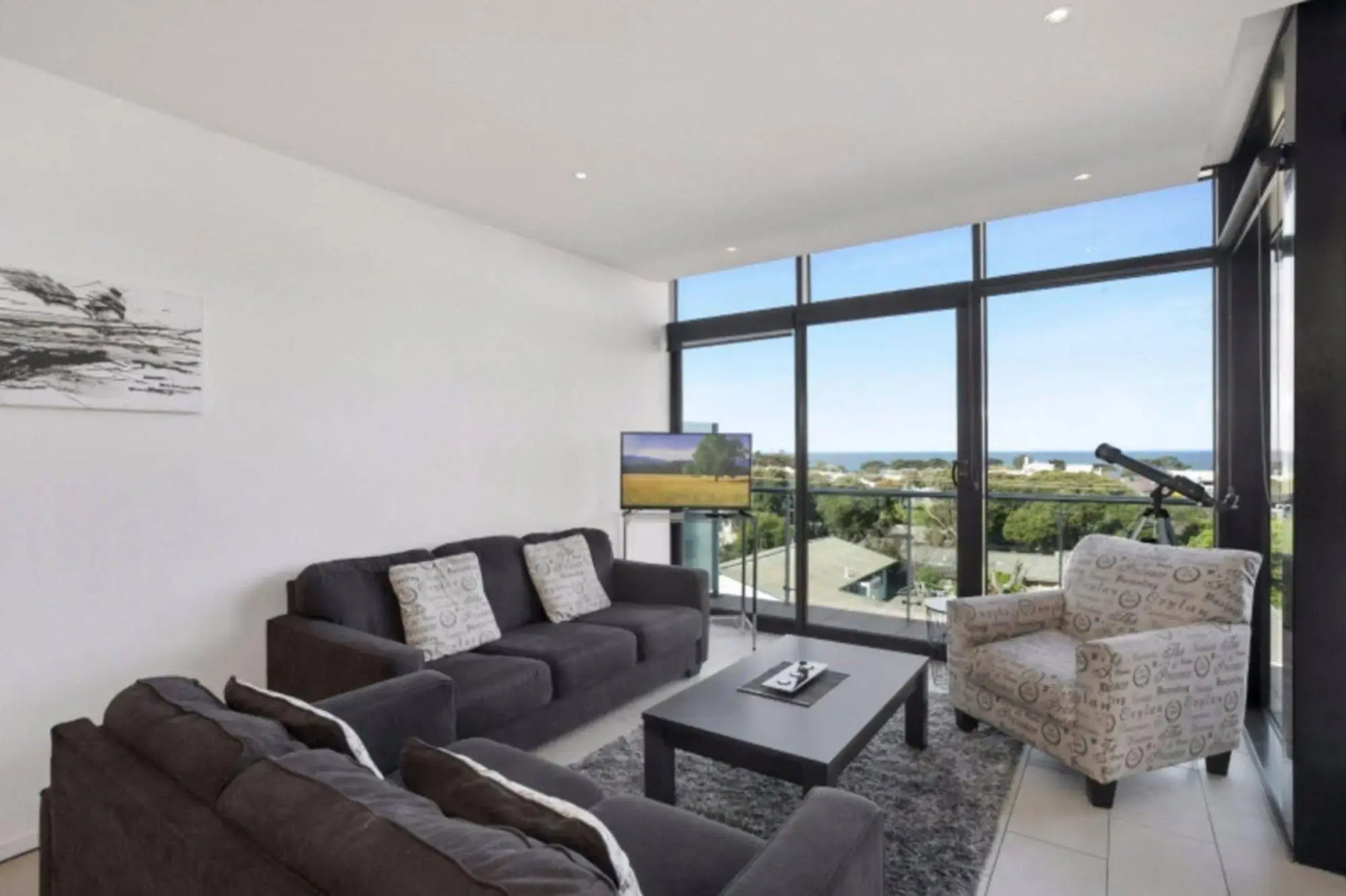 Whitewater Apartments