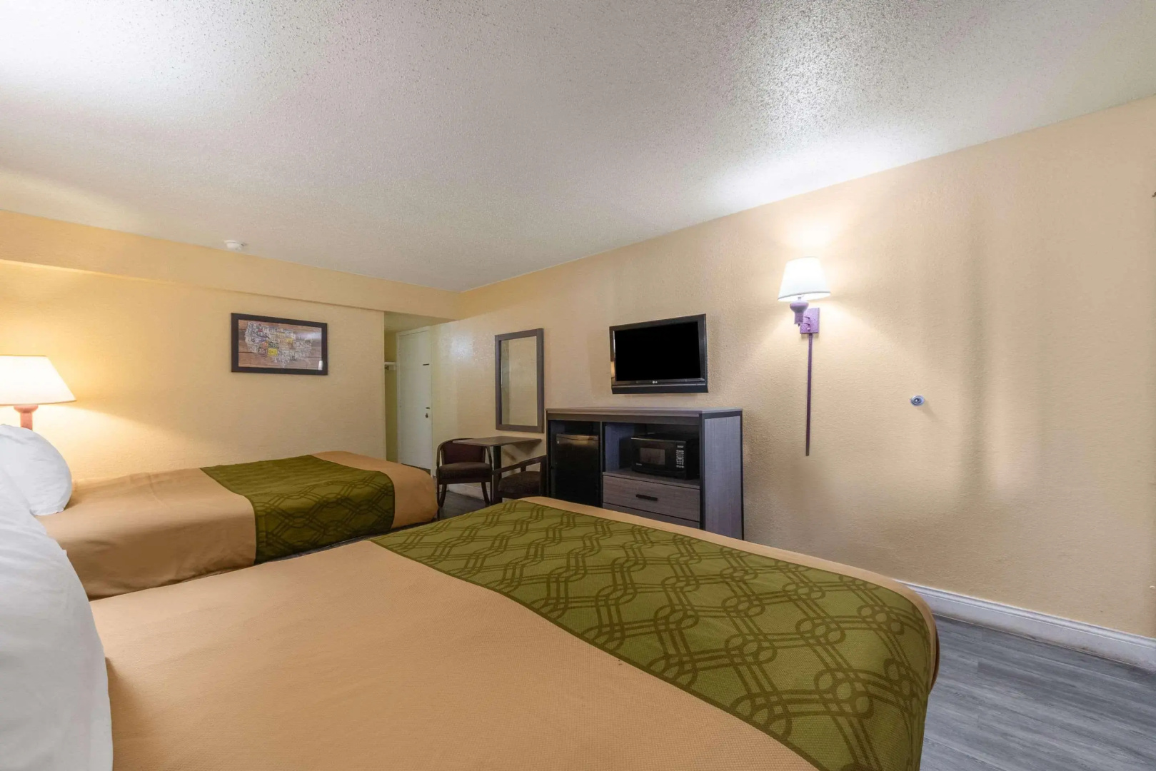 Econo Lodge San Marcos University Area