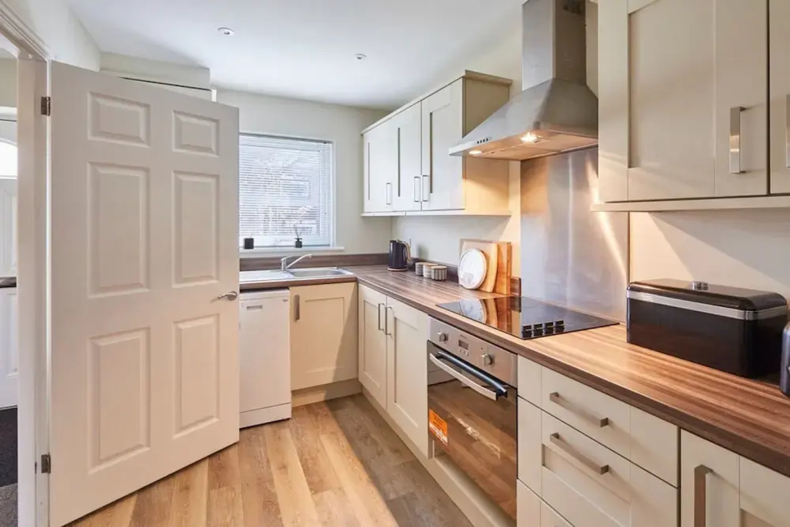 Host Stay Town House