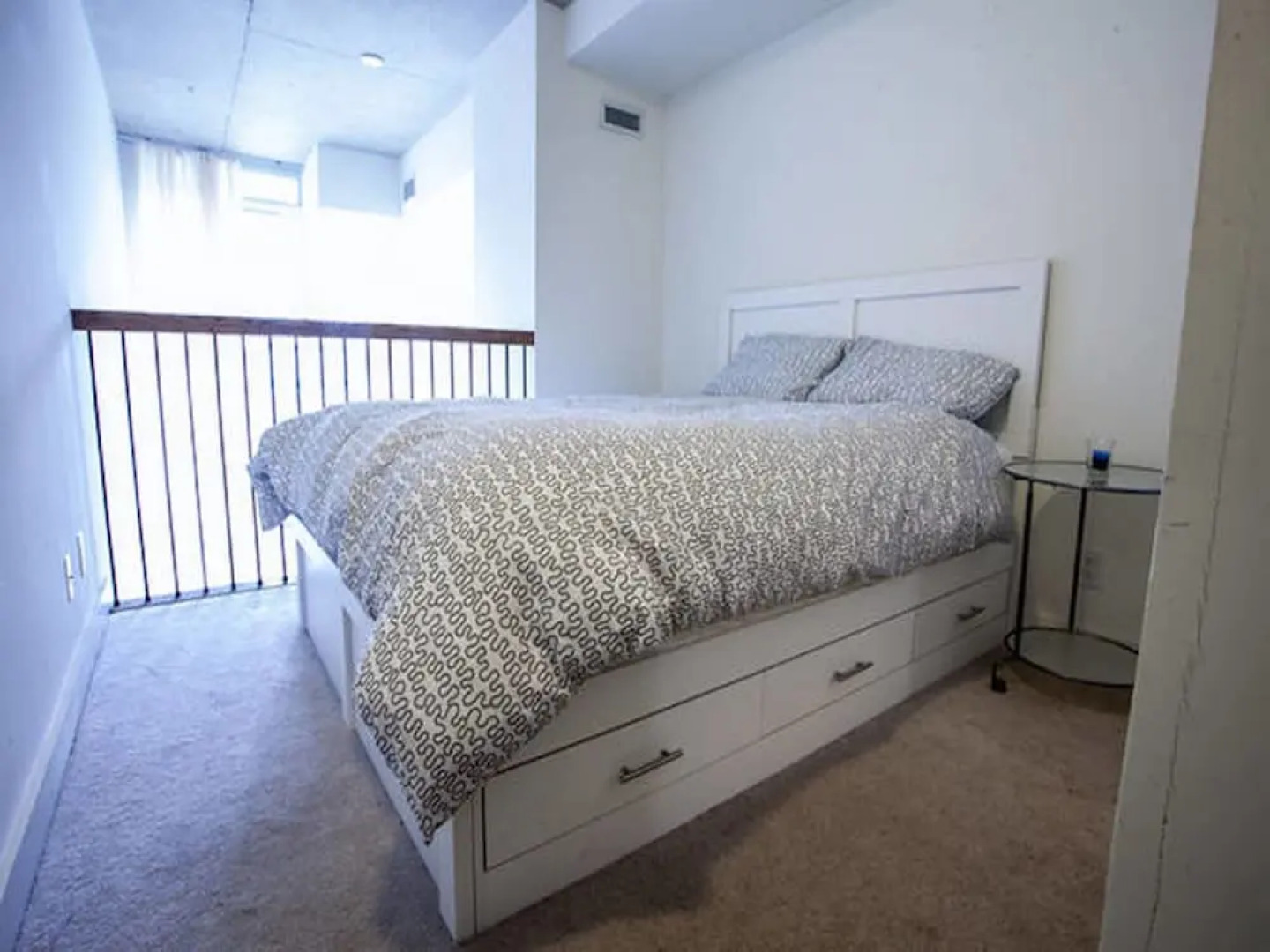 Pinnacle Suites - Trendy 2-Story Loft offered by Short Term Stays