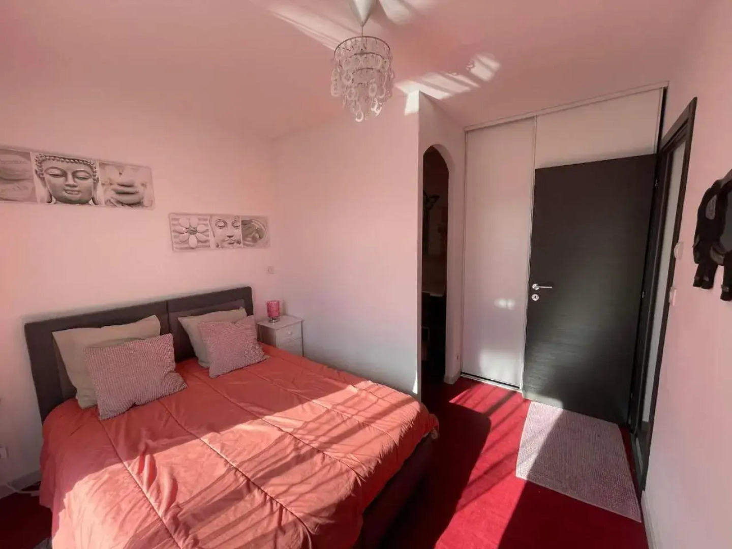 Maison neuve avec jardin au calme