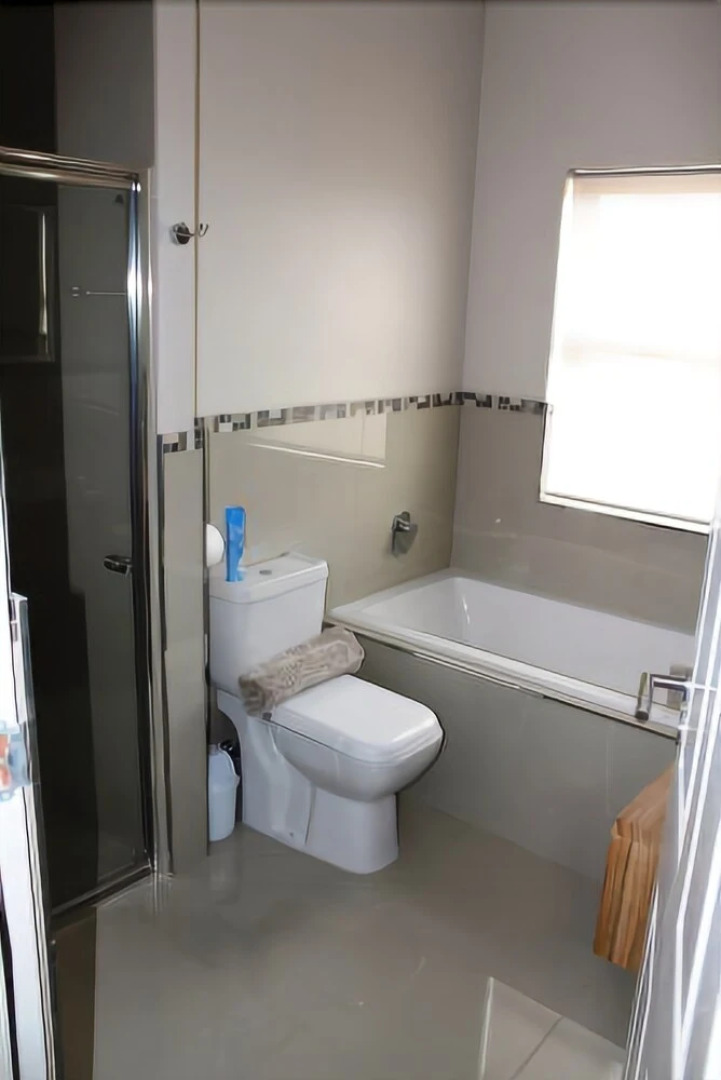 8 Tolbos Self catering