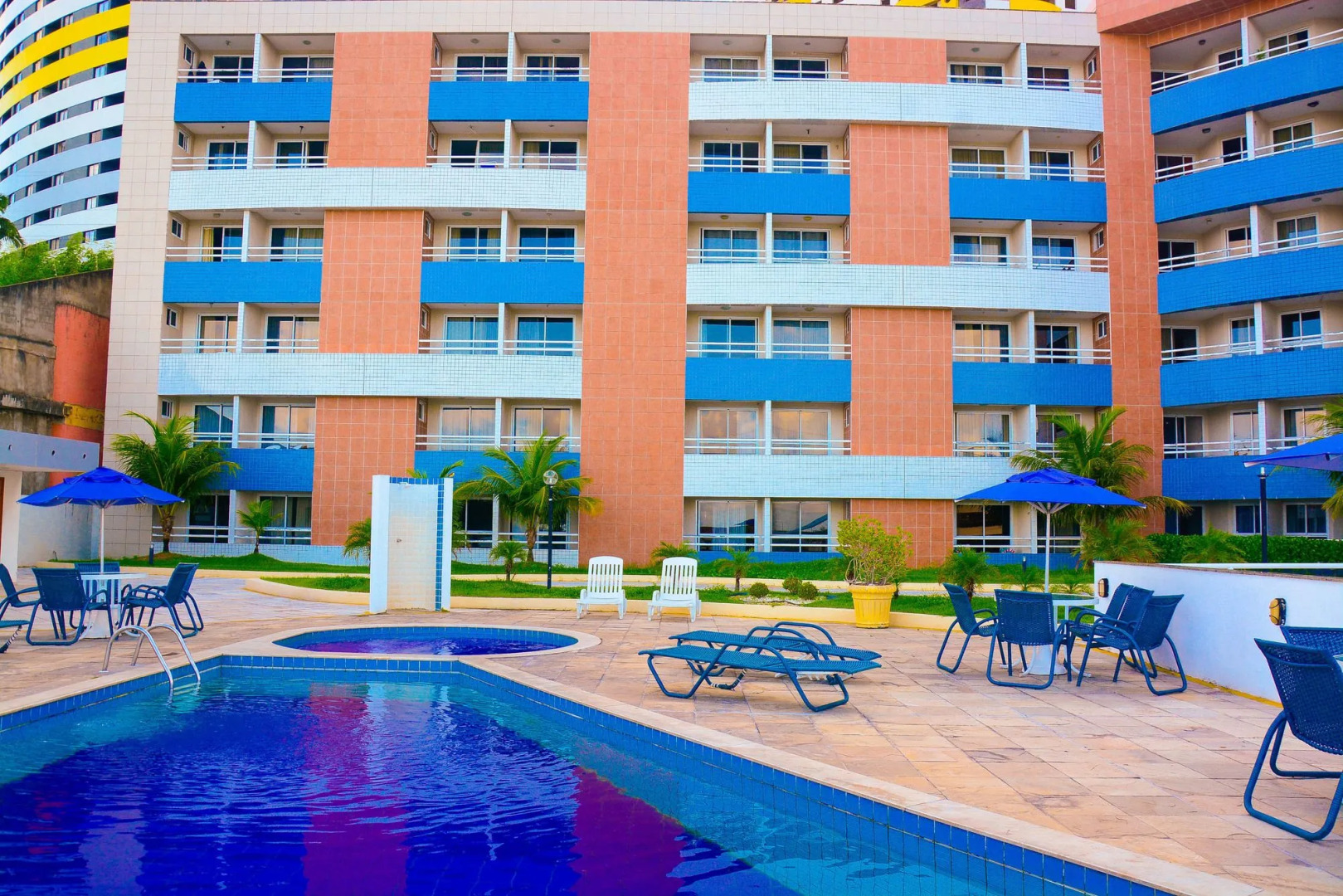 Delphia Terrazzo Ponta Negra Flat