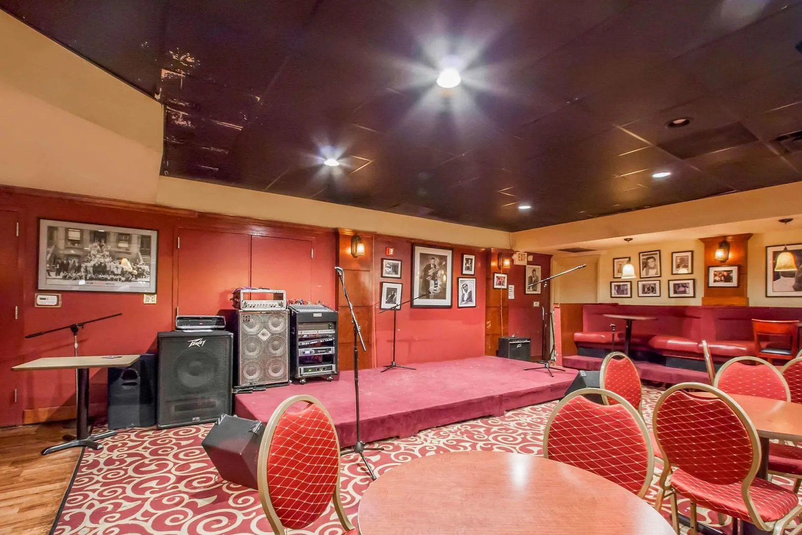 Hotel Indigo Memphis Downtown by IHG