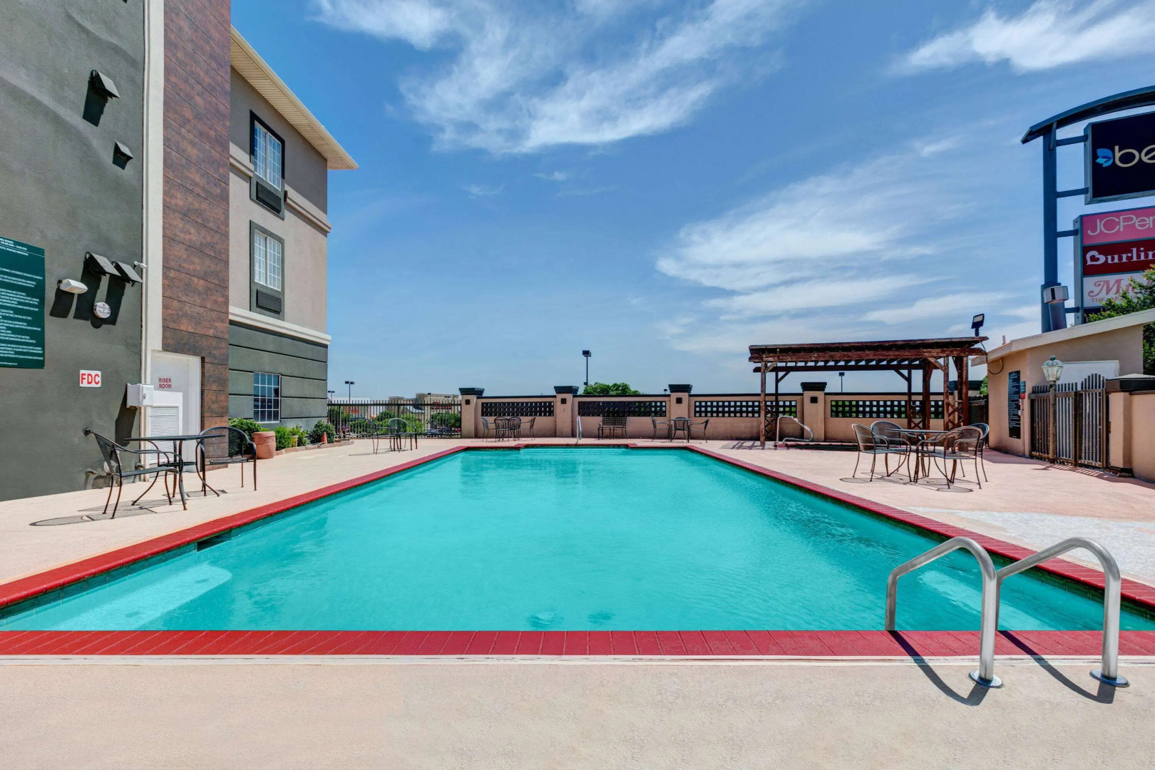 La Quinta Inn & Suites by Wyndham Weatherford