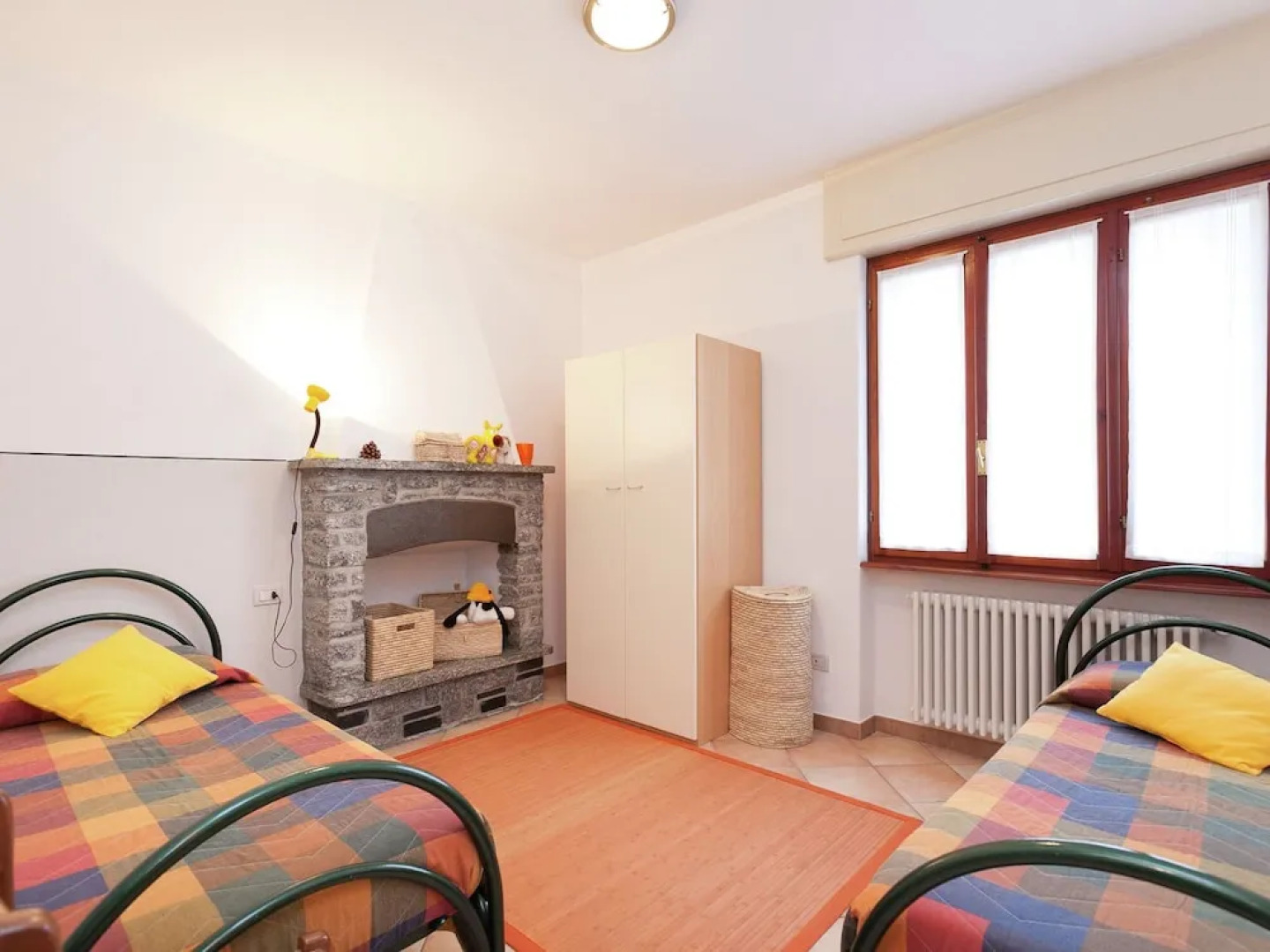 Apartment With Large Terrace and a Magnificent Lake View