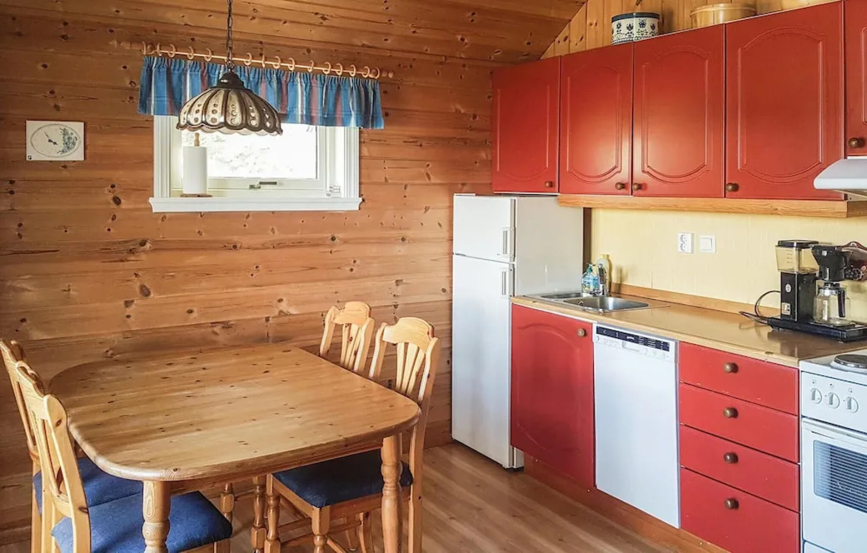 Awesome Home in Øystese With 3 Bedrooms and Sauna