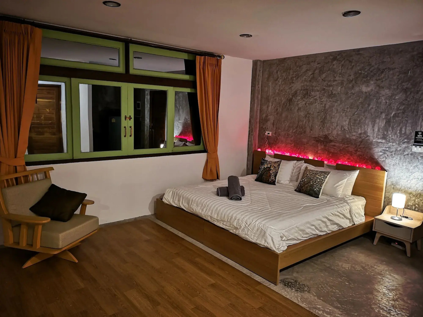 Tonmai Suites (SHA Extra Plus)