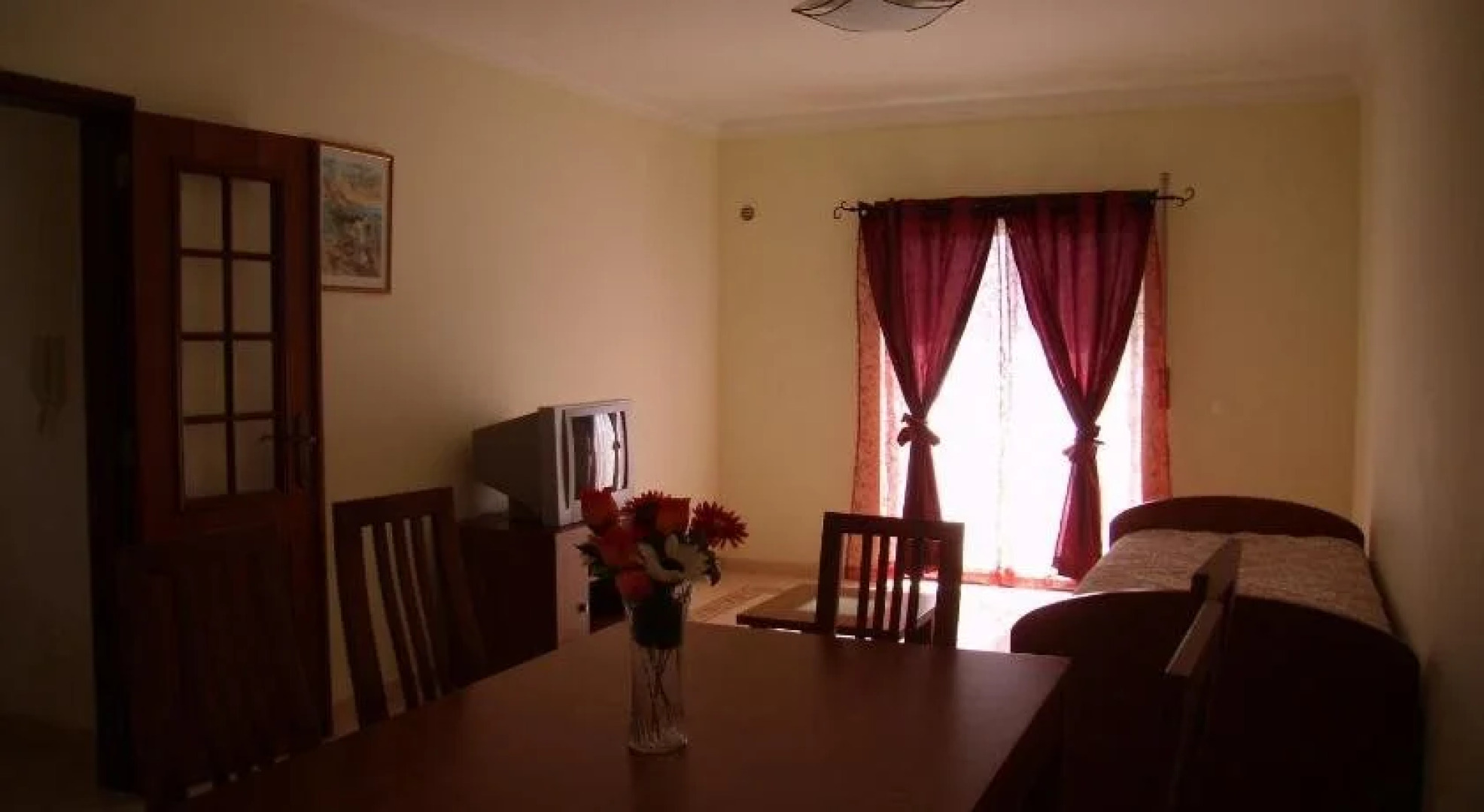 Residence 1000 Roses