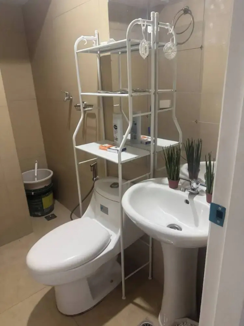 BGC Cheap Condo in BGC 5thavenue -23rd Street