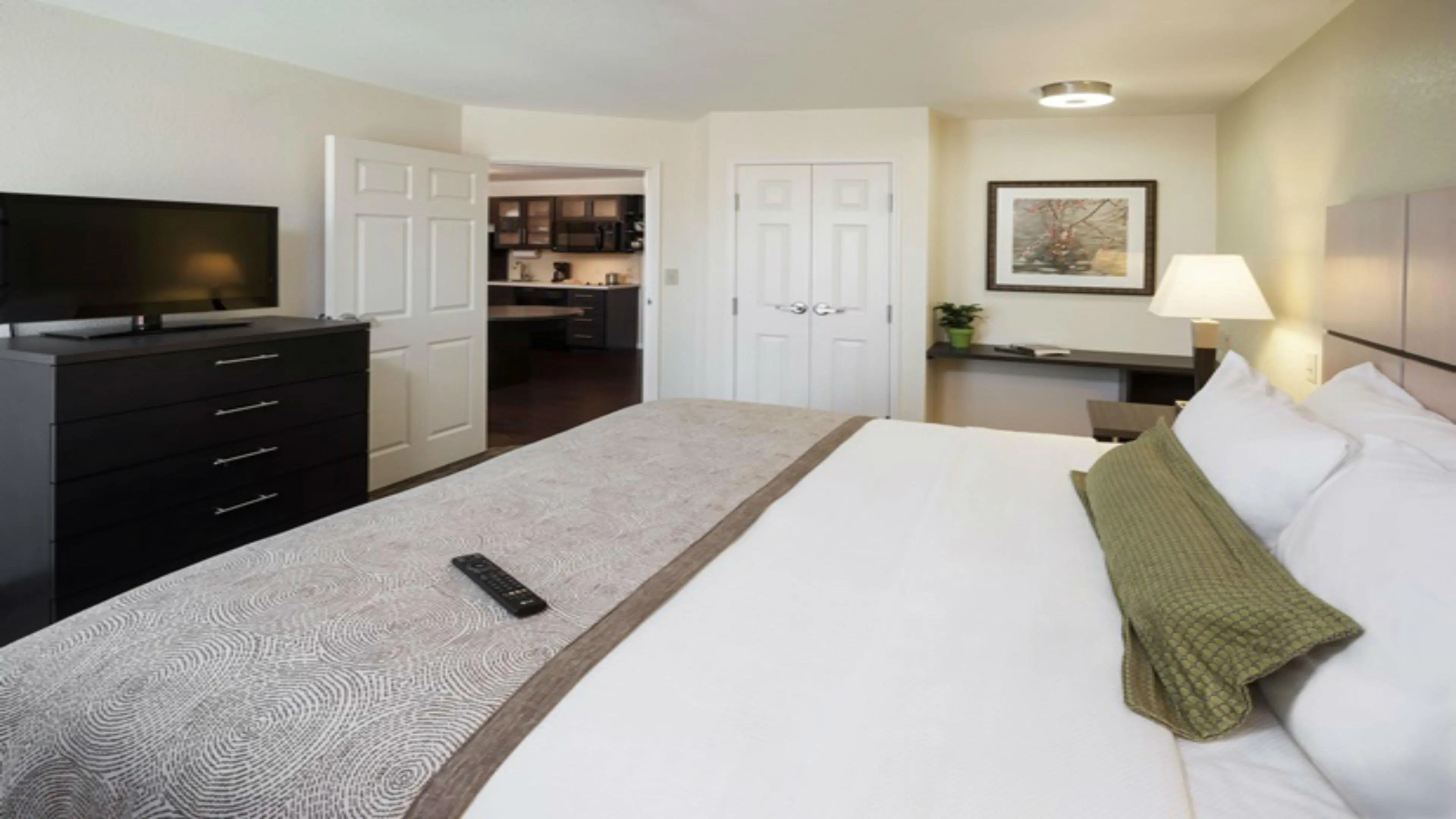 Candlewood Suites Erie by IHG