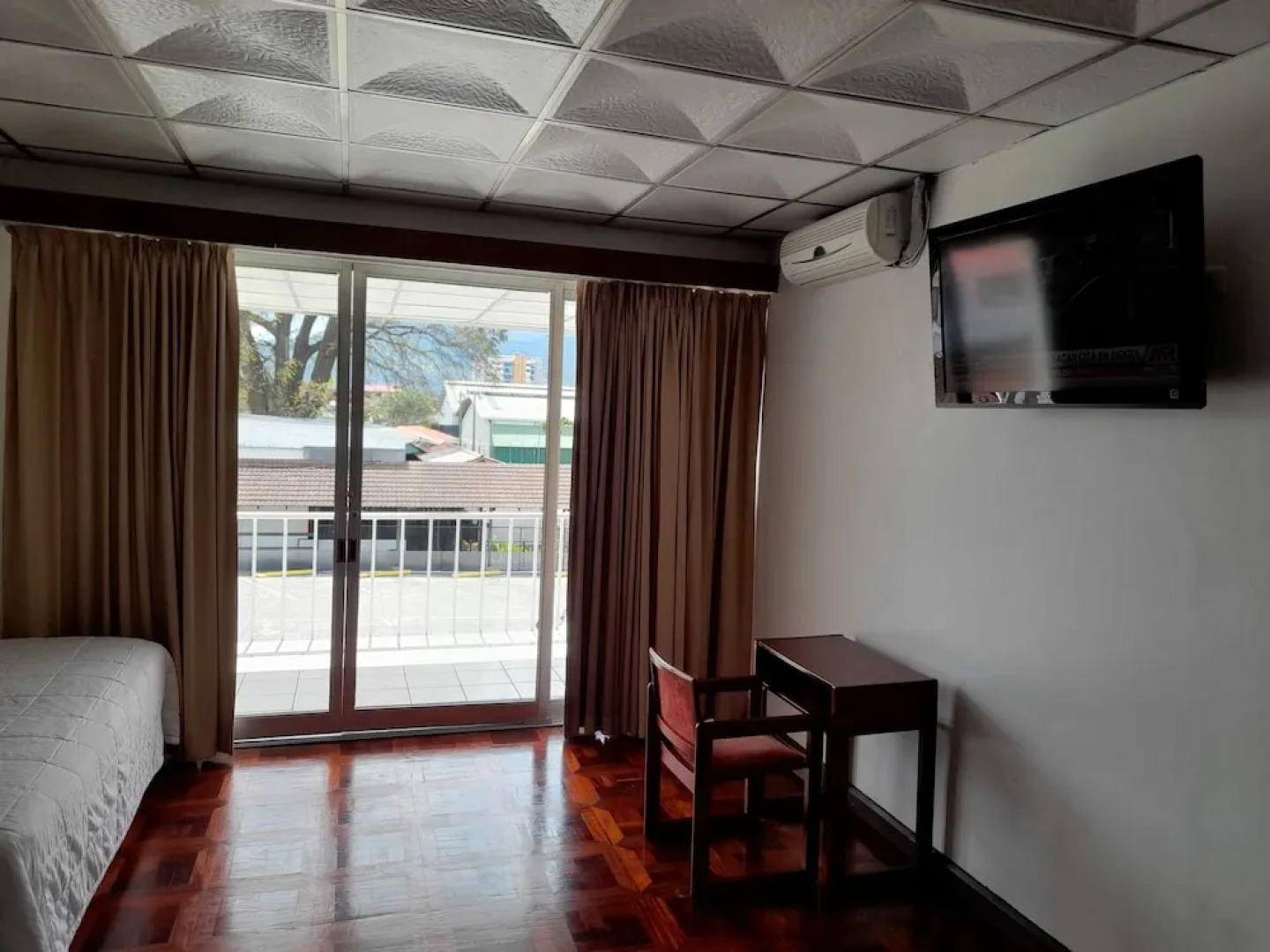 Costa Rica Tennis Club & Hotel