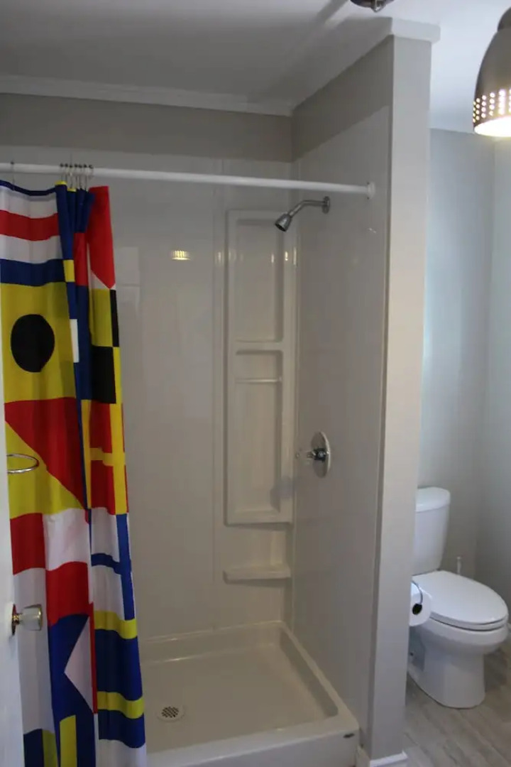 Mikinaak Cottage & Cabin Rentals