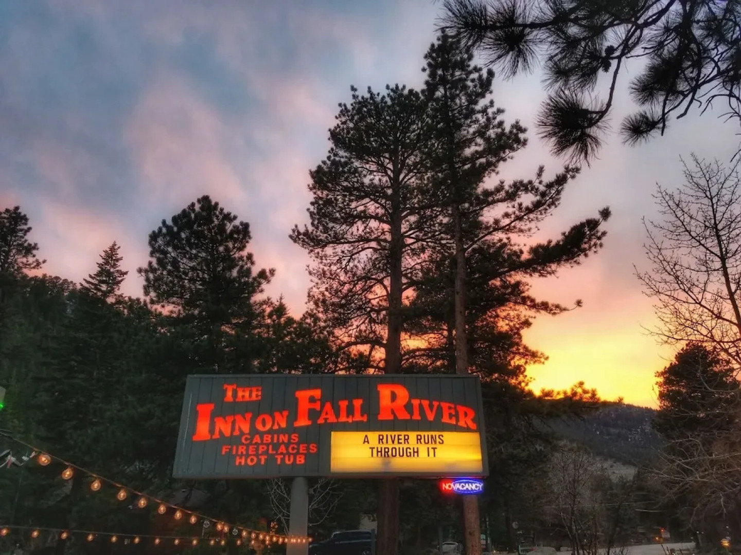 Inn on Fall River & Fall River Cabins