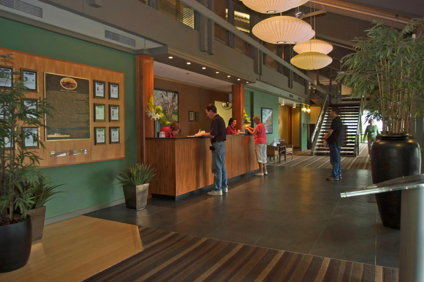 Best Western Plus Hood River Inn