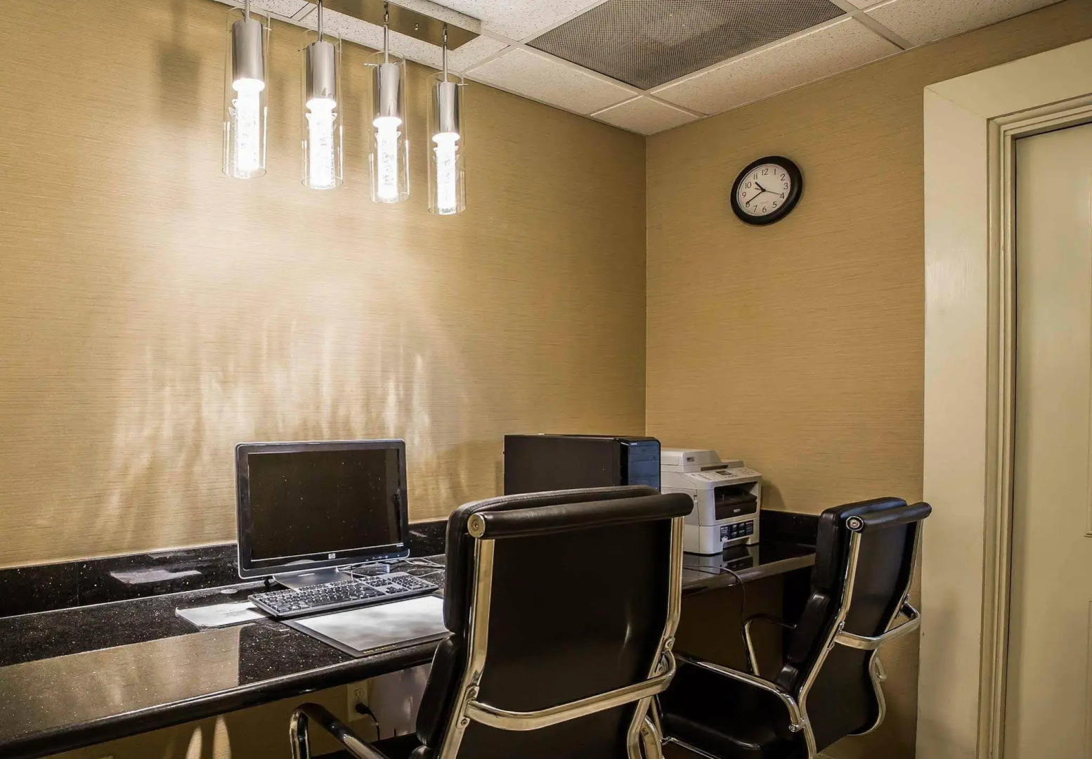 Comfort Suites Stafford Near Sugarland