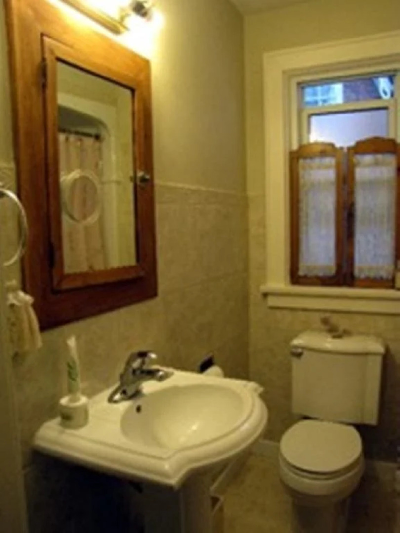 Susan's Sanctuary Bed & Breakfast