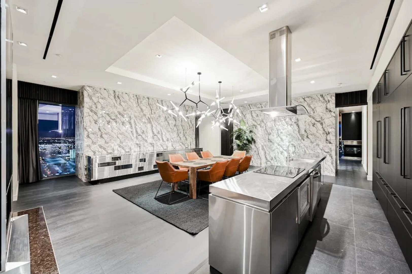 StripViewSuites at Palms Place Penthouses