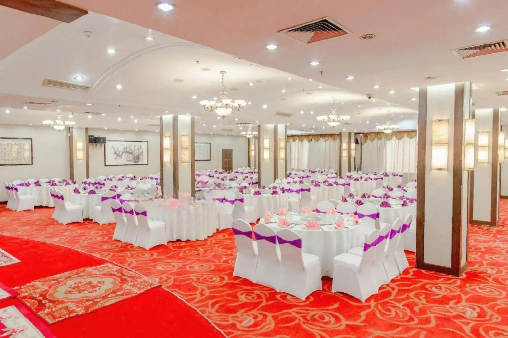 Chuxiong WeishengXiongbao Hotel