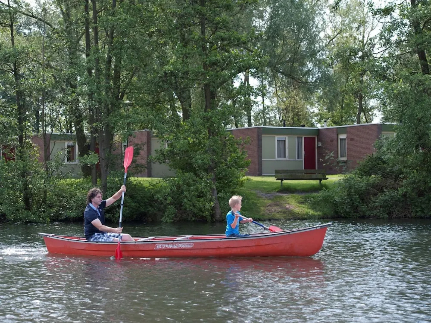 Luxurious Detached Villa with 3 Bathrooms, in de Maasduinen