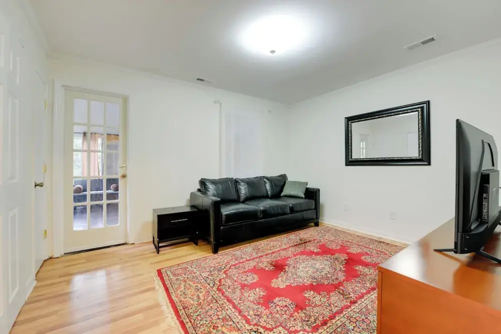 Cozy Cary Abode ~ 10 Mi to Downtown Raleigh!
