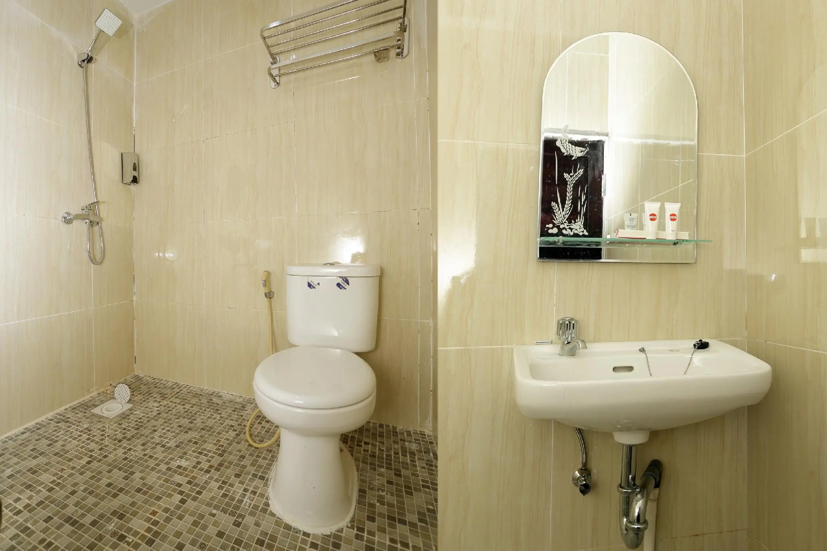 OYO 1129 Hotel Royal