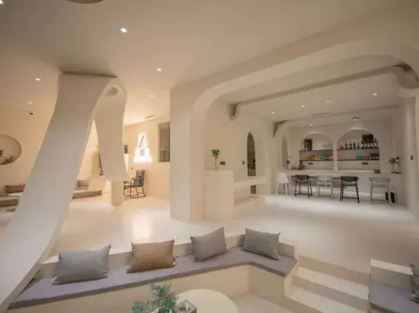 Zhaolan Light Luxury Vacation Homestay (Tekes Bagua City Store)