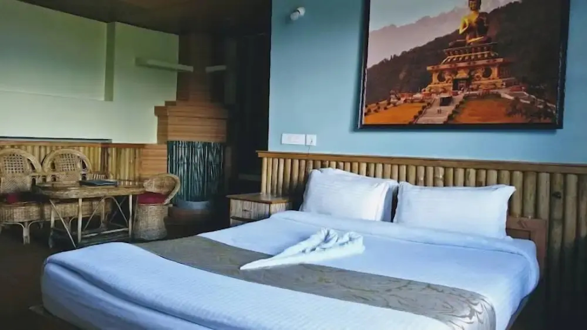 Hotel Ravongla Star