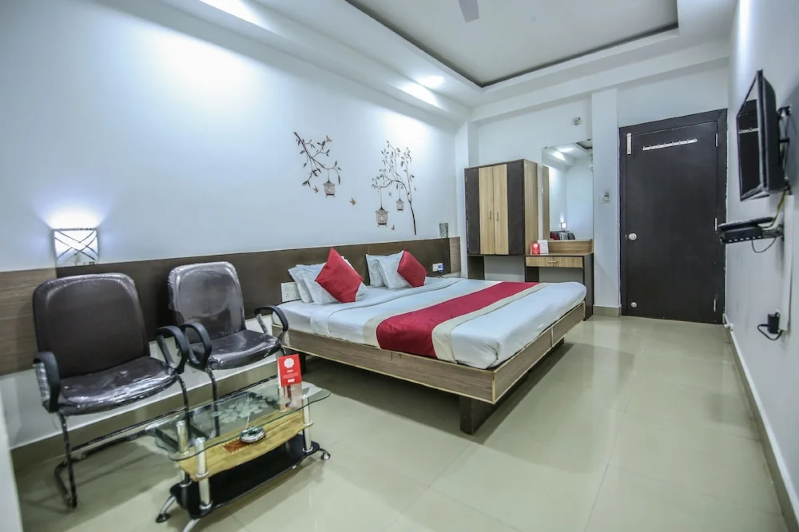 OYO 3603 White Pearl Hotel