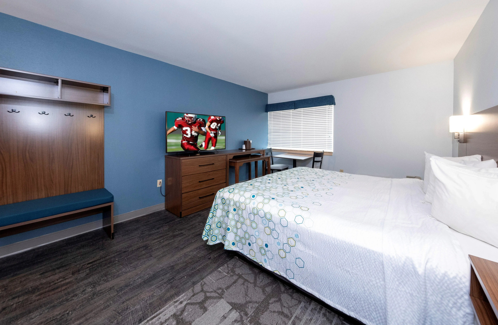 Red Roof Inn & Suites Wilmington - New Castle