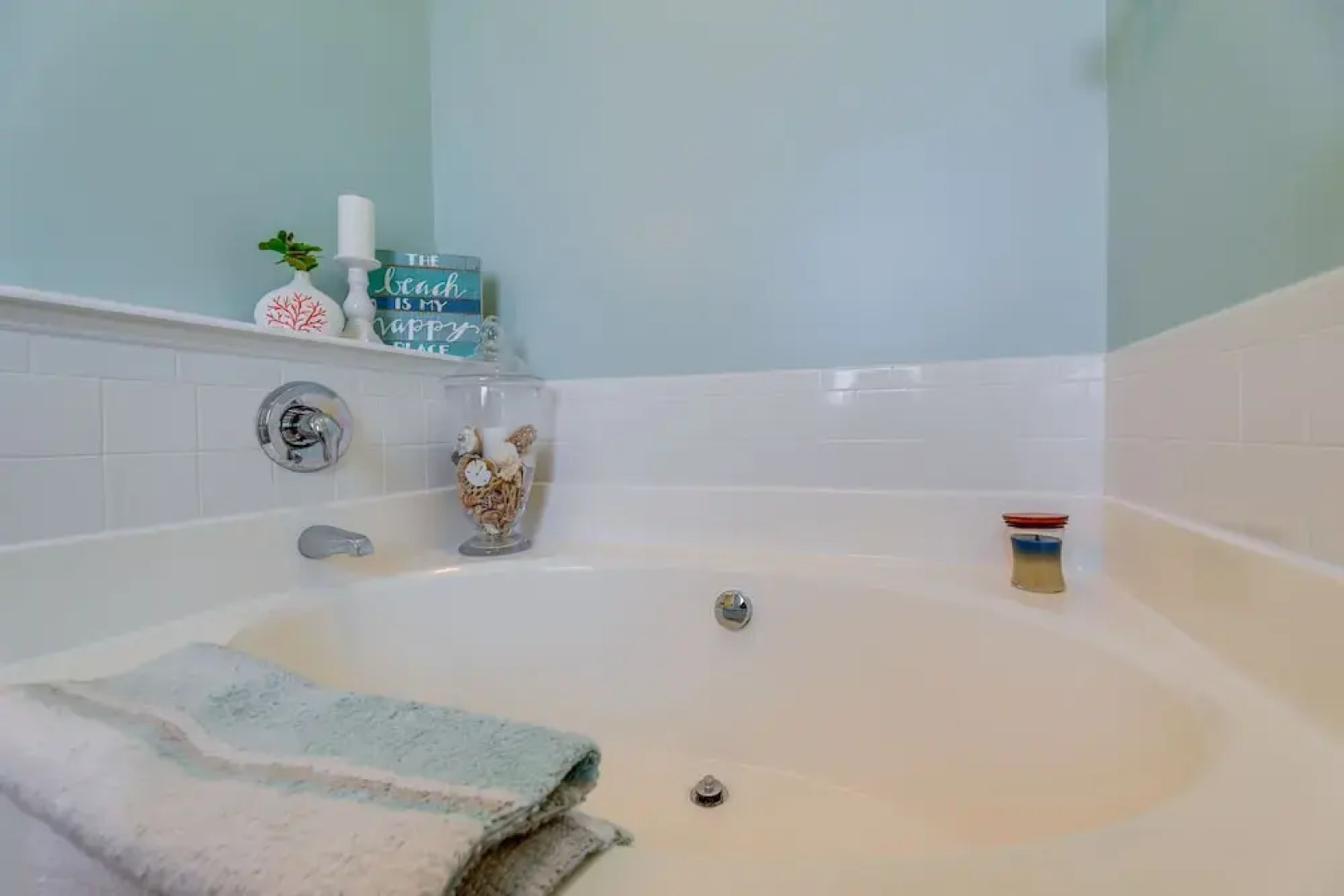 Ocean Club Condo: Spectacular View & Beach Access!