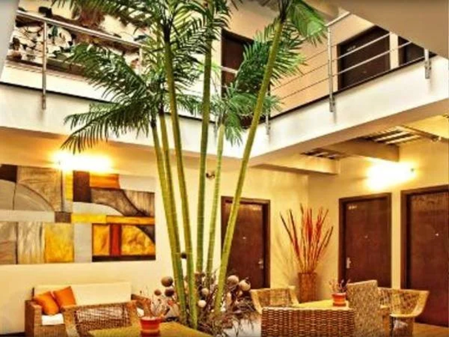 Hábitat Suites Hotel