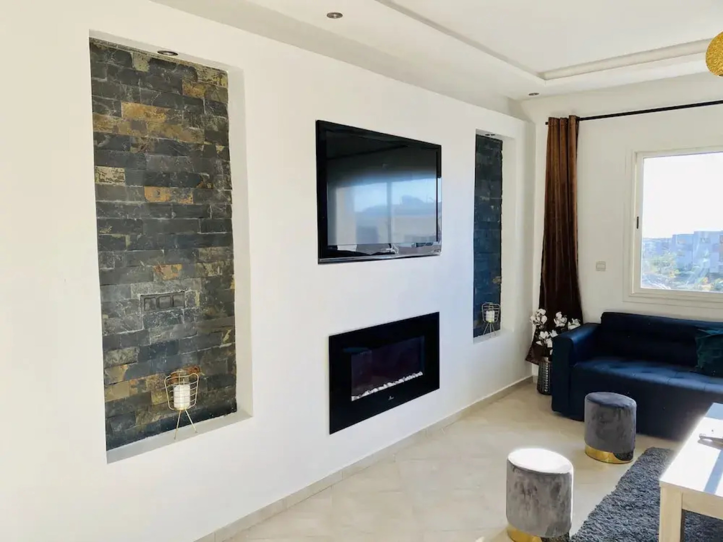 Luxury Apartment on the Marina