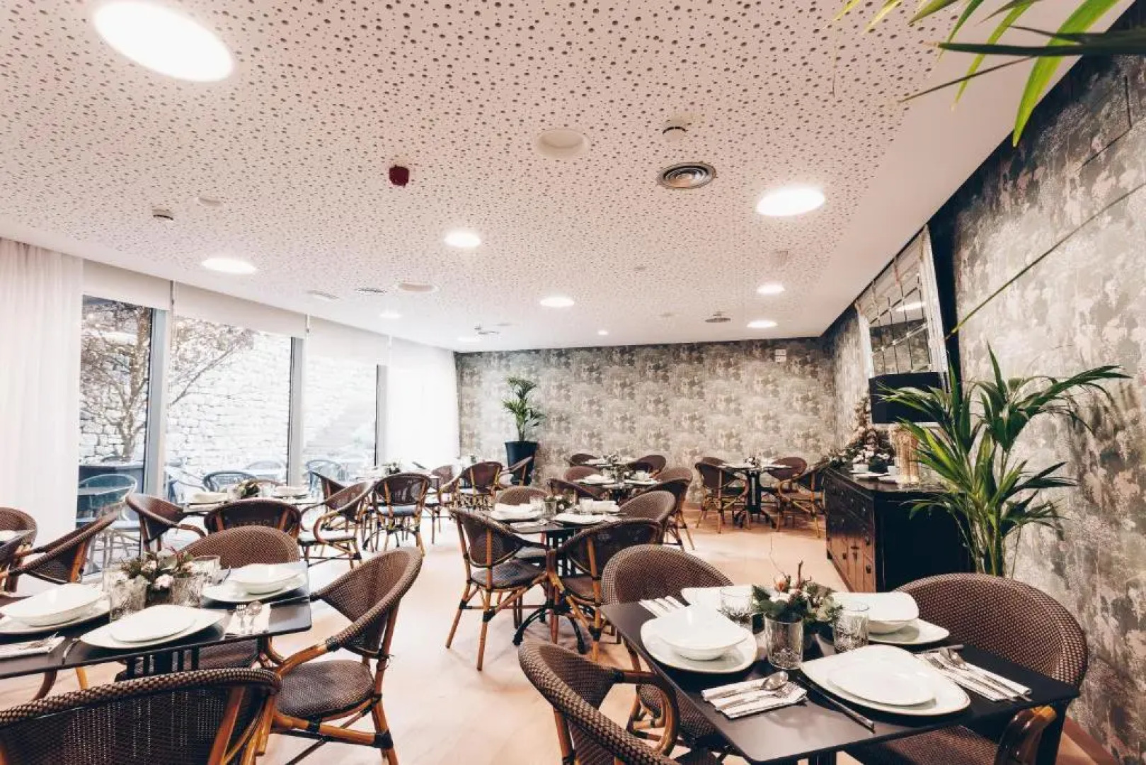 Arha Casona de Carmona (Antiguo Parador de Carmona-Cantabria)