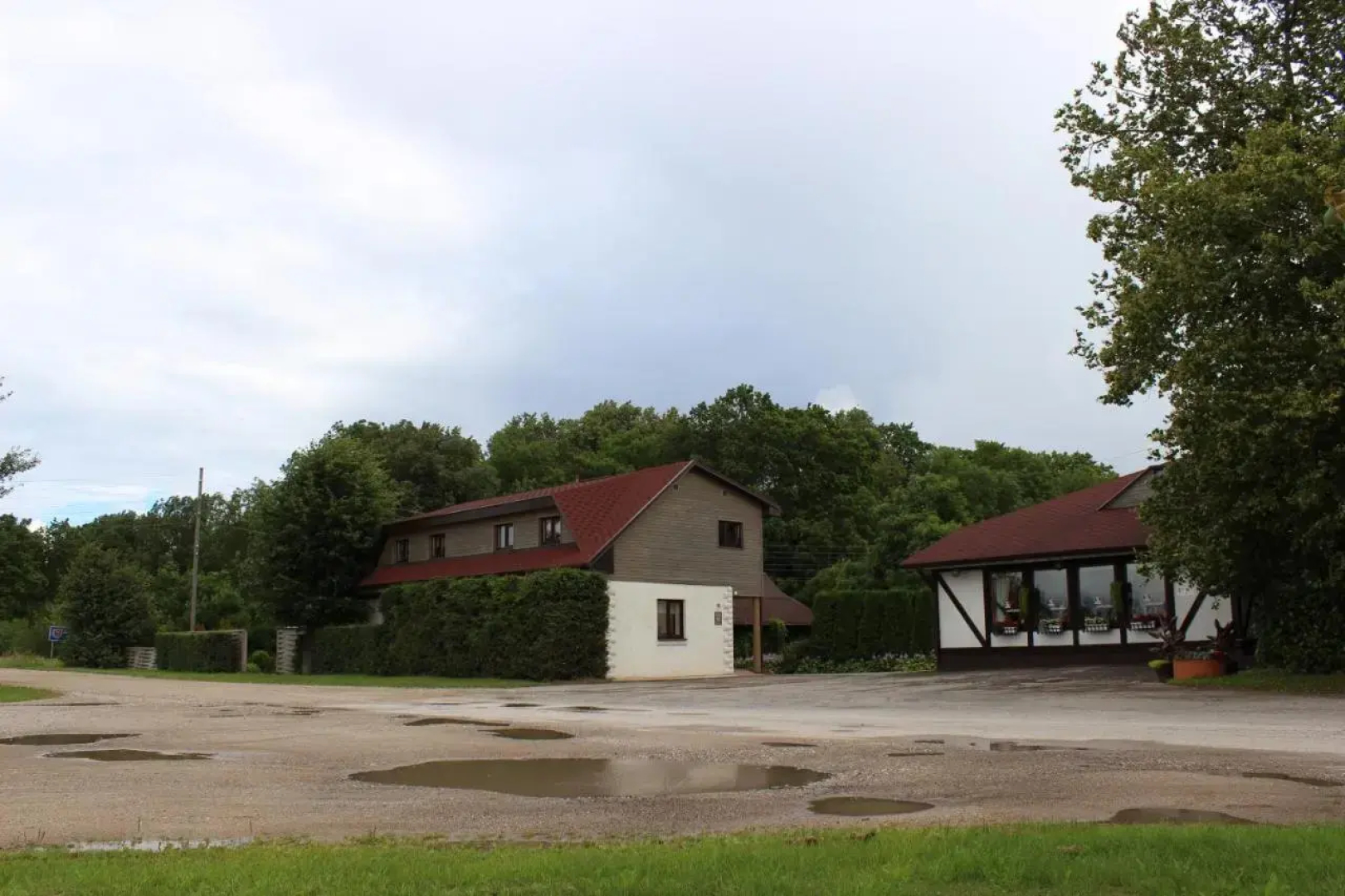Sanders Motel