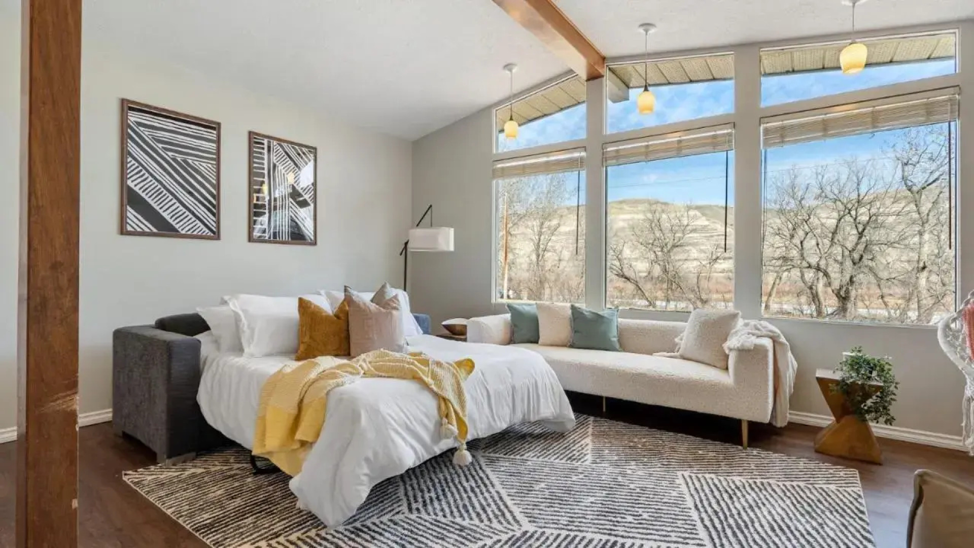 Timber Valley I HotTub I PingPong I Sleep 14 I BBQ