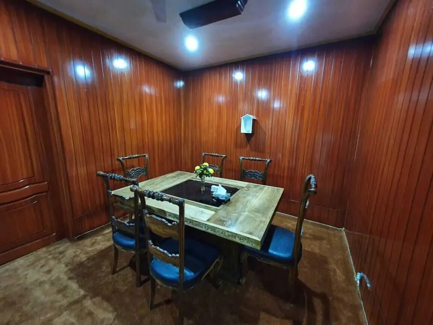 Orangeloft Lower Kachura Lake