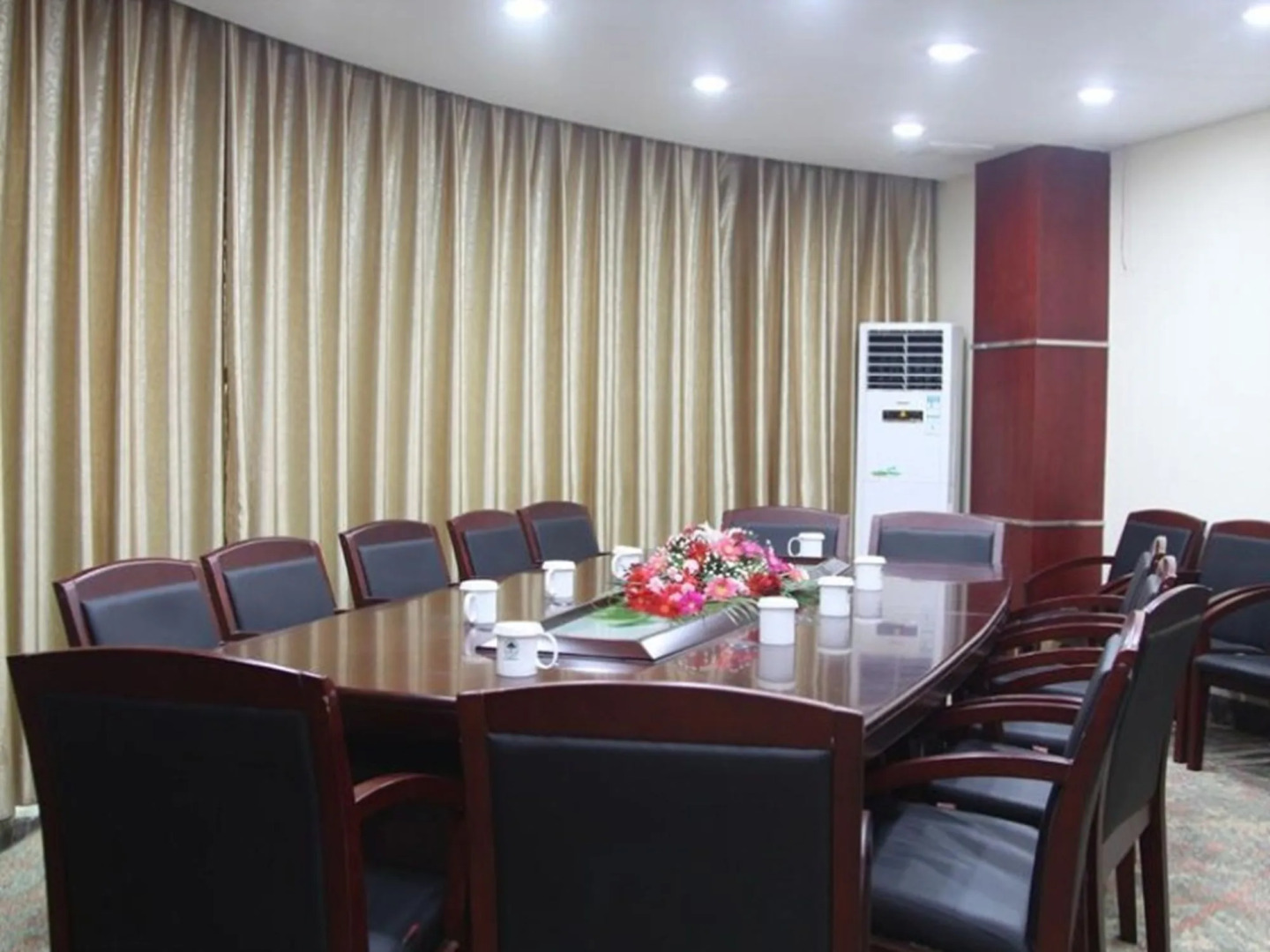 GreenTree Inn Huaian Chuzhou Avenue Zhou Enlai Memorial Hall Hotel