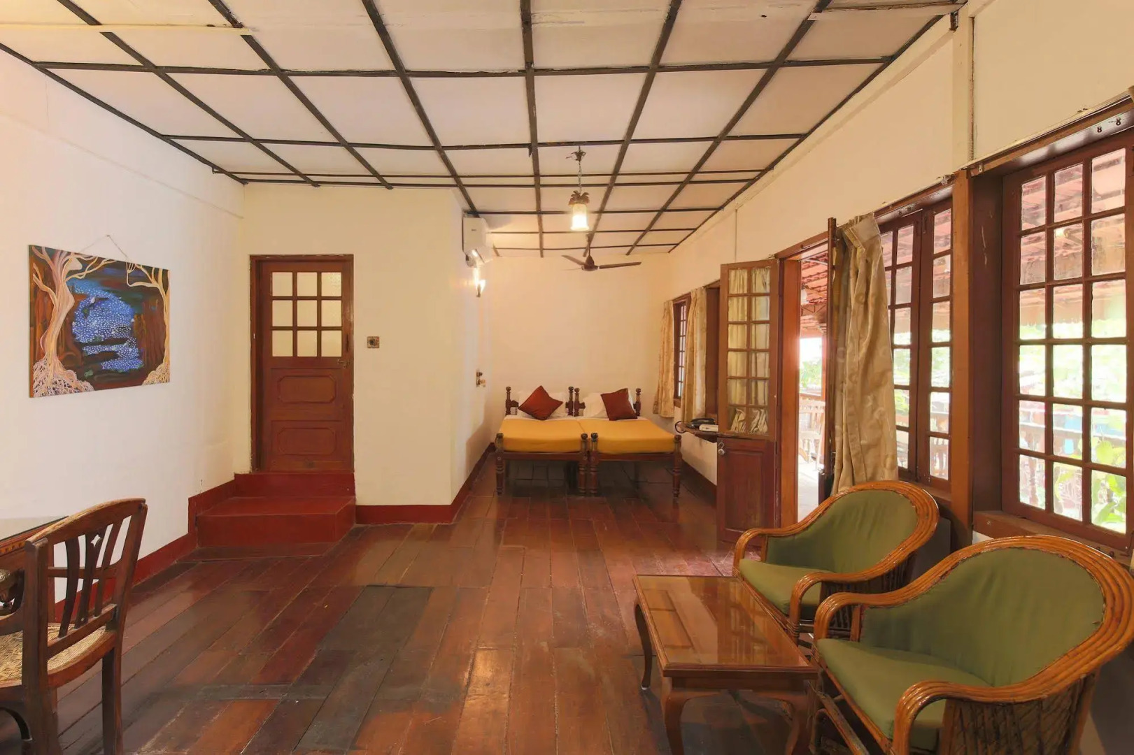 Rossitta Wood Castle