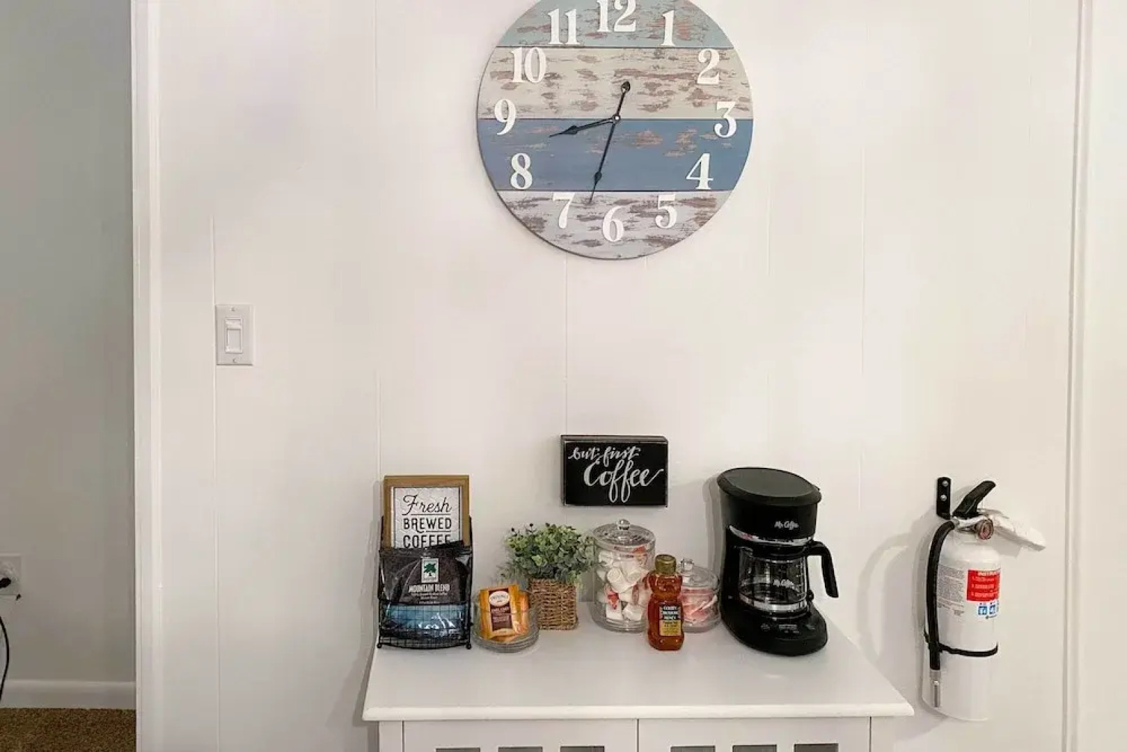 Brigantine Condo w/ Gas Grill - Walk to Beach!