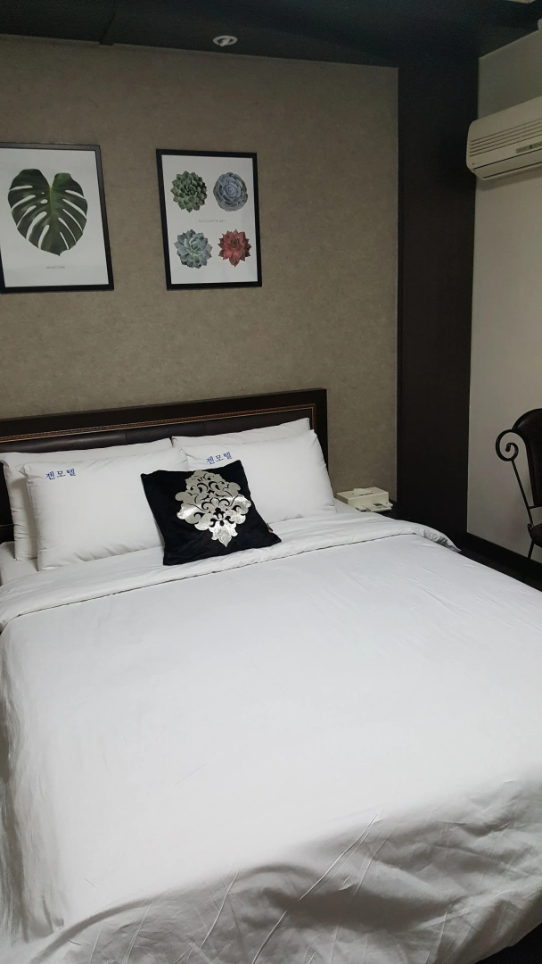 Zen Motel