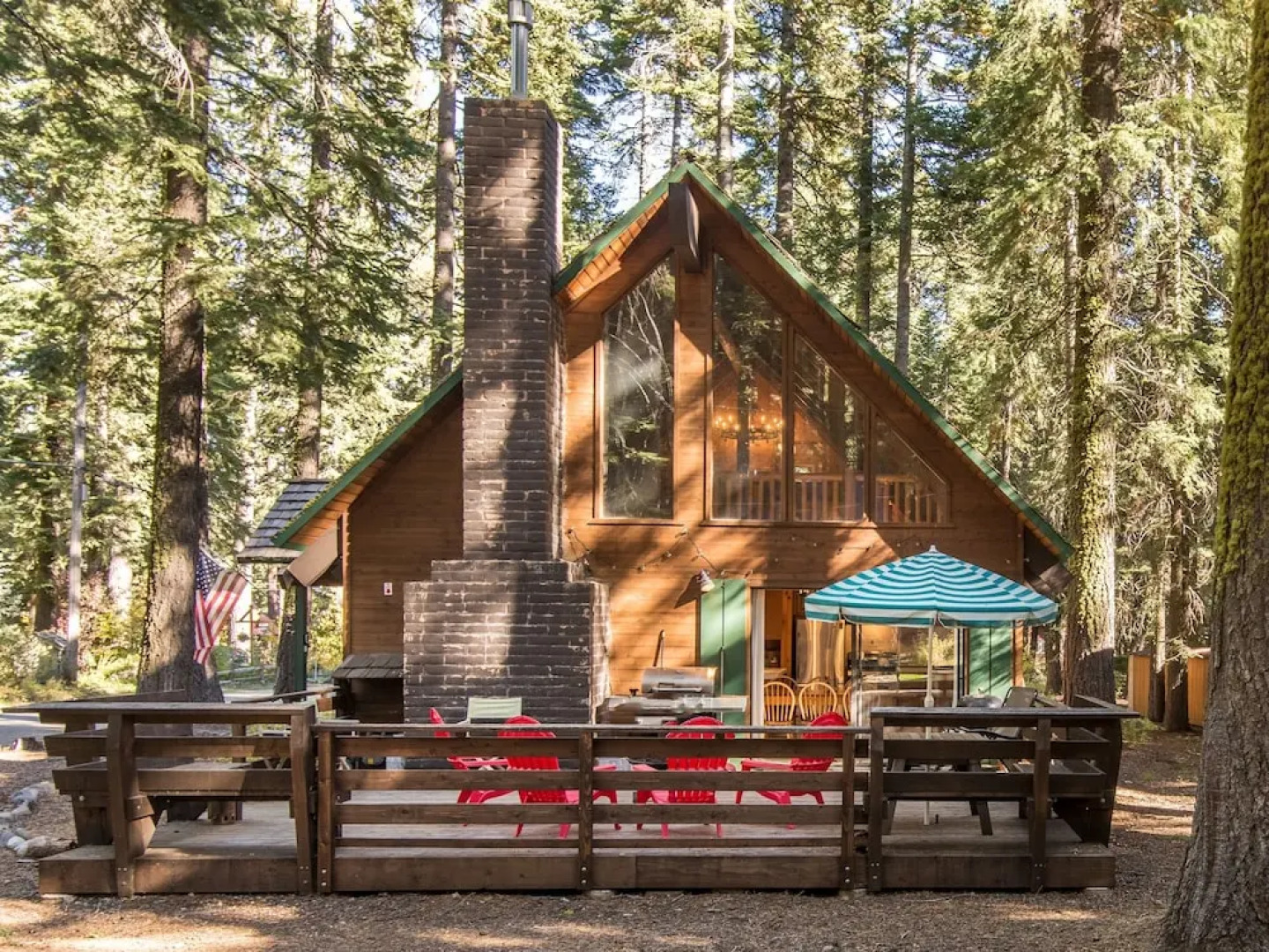 Grill - Walk to Beach