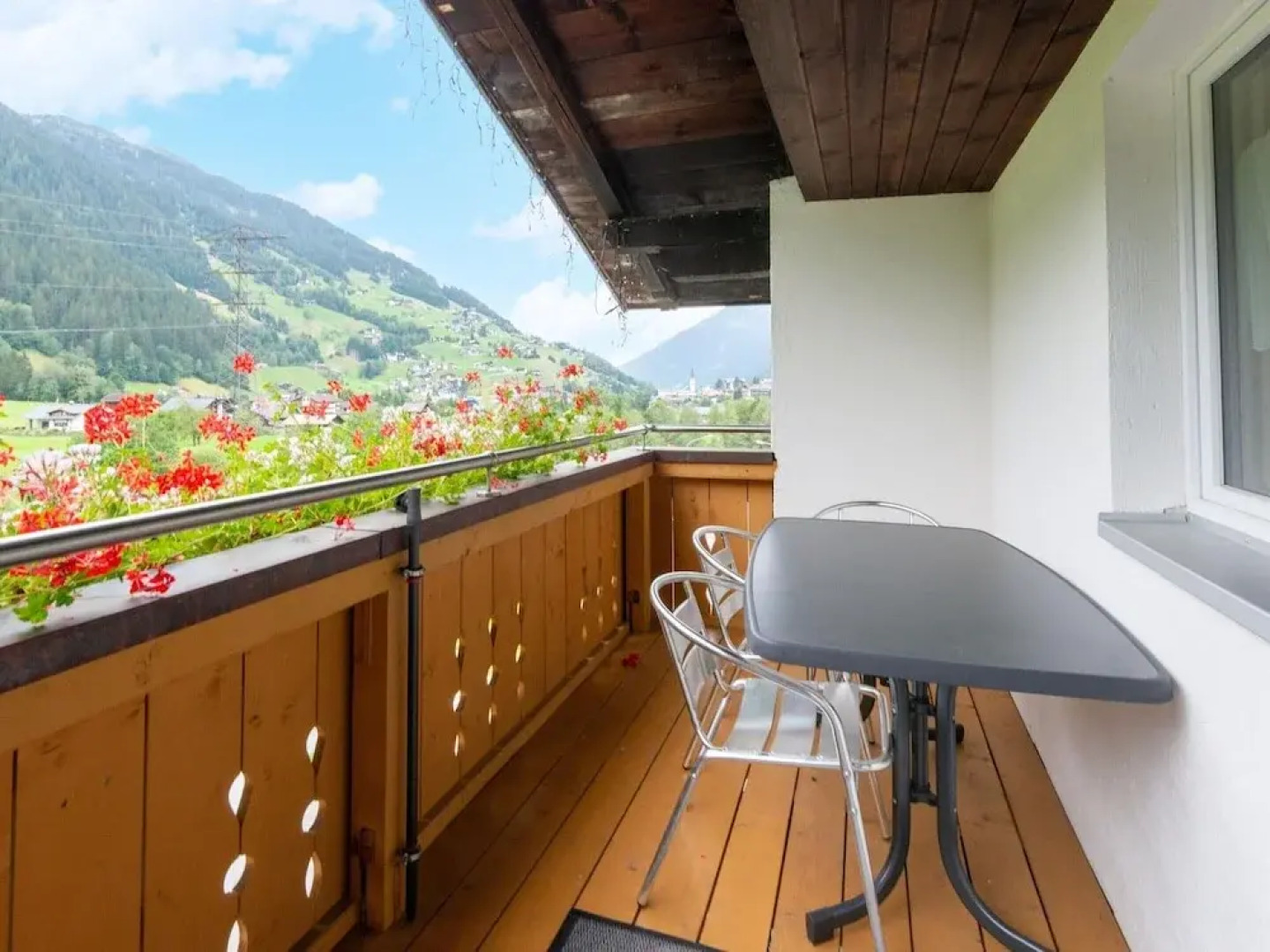 Wonderful Apartment With Panoramic Views