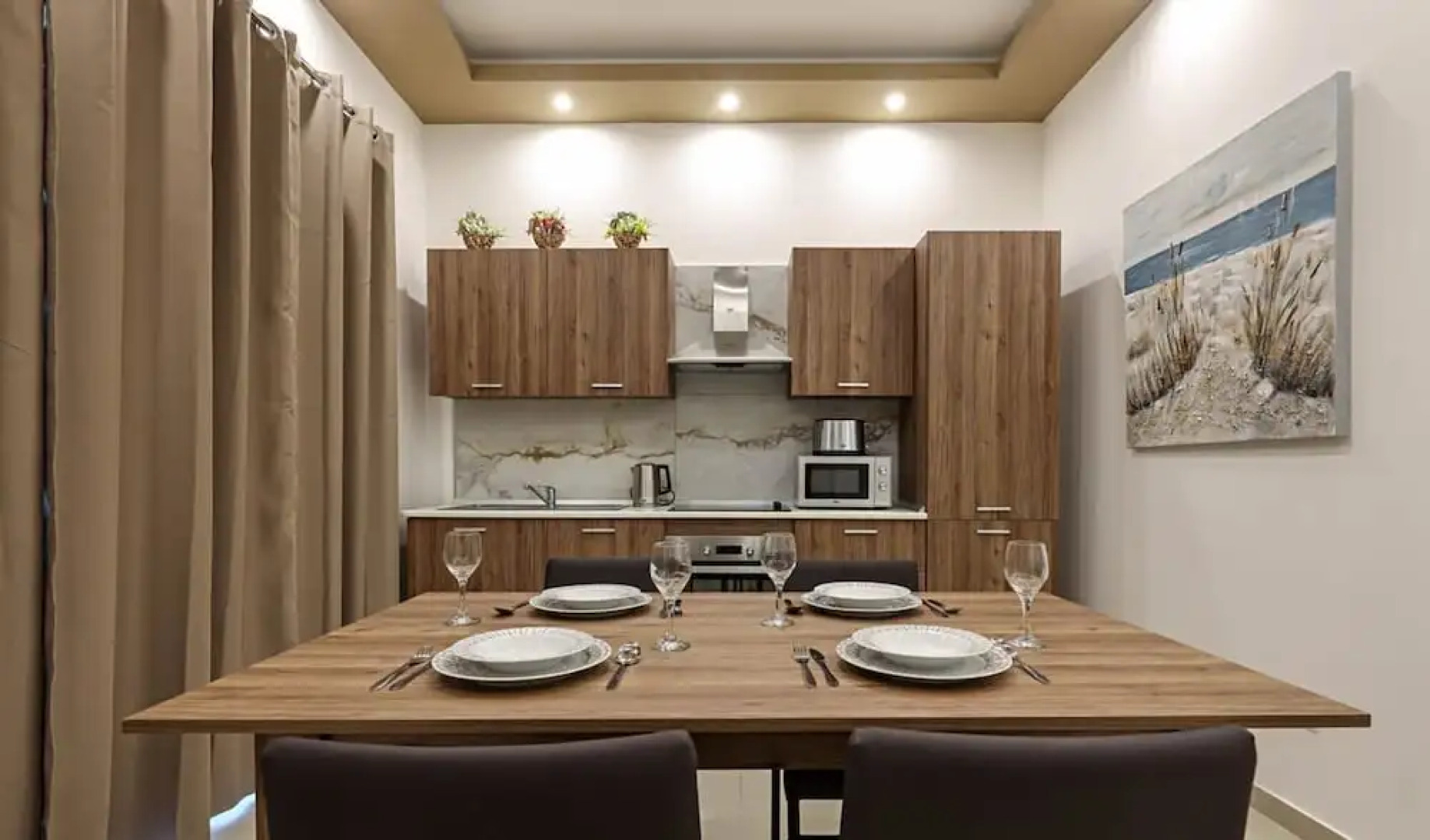 Luxurious Duplex Seafront Apt With Amazing Views